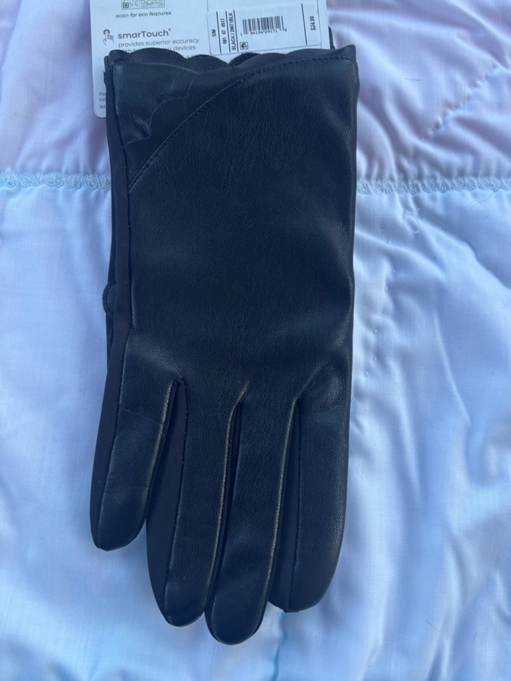 isotoner Black Leather Women's Touchscreen Gloves